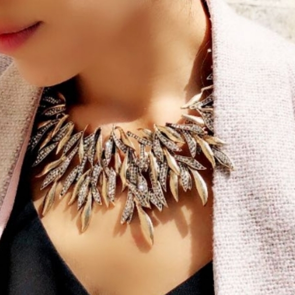 Statement necklace, lots of rhinestones, bronze Leaf, vintage sparkling - Picture 1 of 12